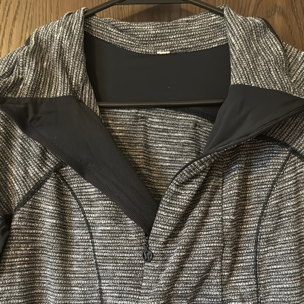 lululemon sweater - Picture 2 of 5